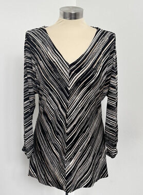 CHICO'S TRAVELERS Size 2 L/12 Black Gold Metallic Striped V-Neck 3/4 Sleeve Top